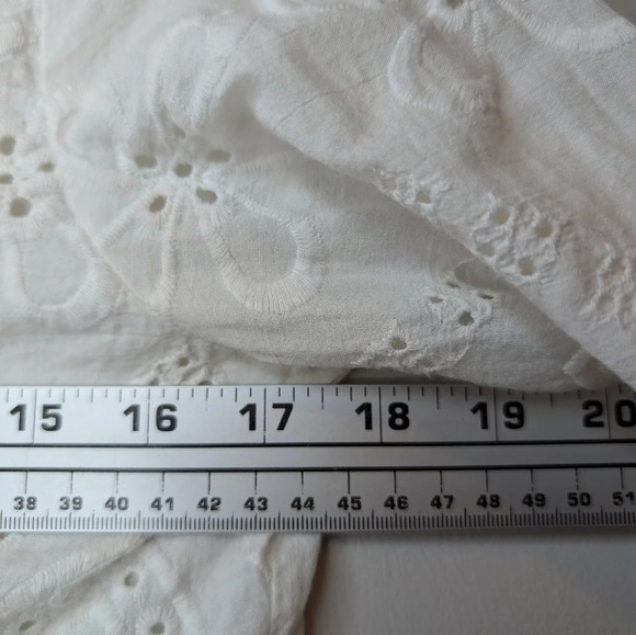 After Market Boho White Cropped Lace Eyelet Flowy Sleeve Top Women Medium - Picture 9 of 10